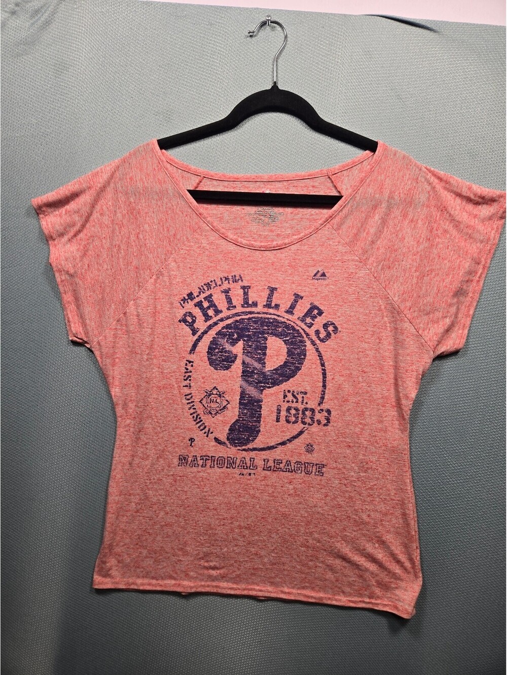 Phillies pink graphic T-shirt